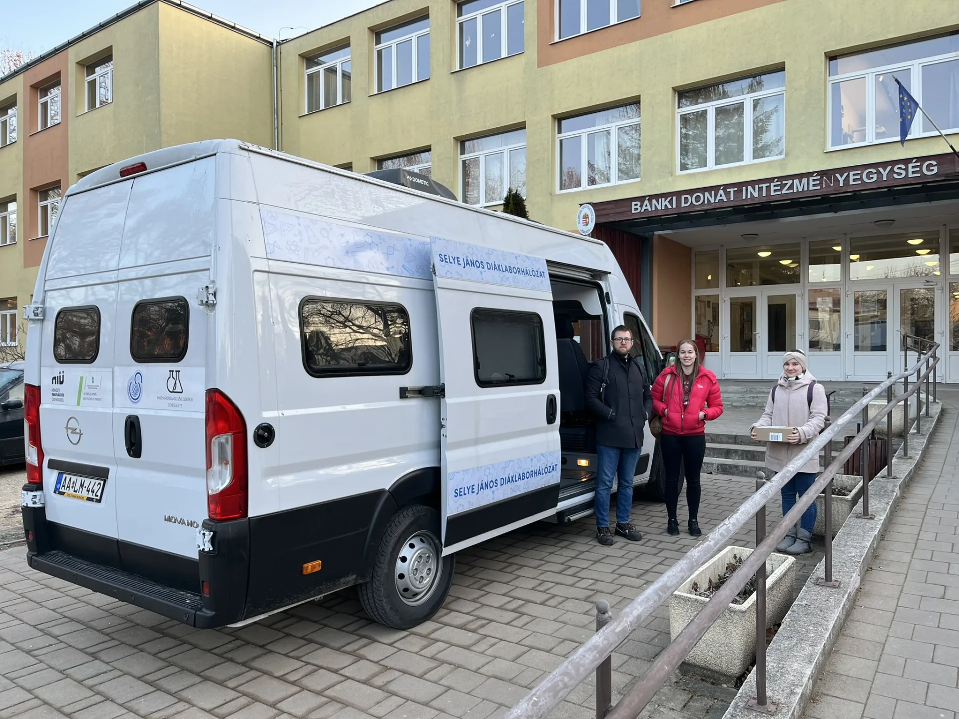 Mobillabor kitelepülés – együttműködésben a Pannon Egyetemmel