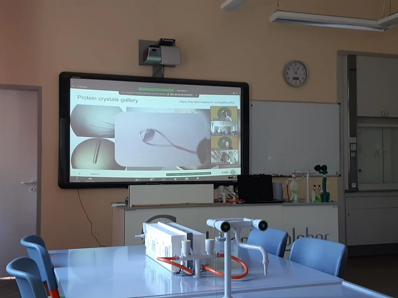 Látogatás az Európai Molekuláris Biológia Laboratóriumban